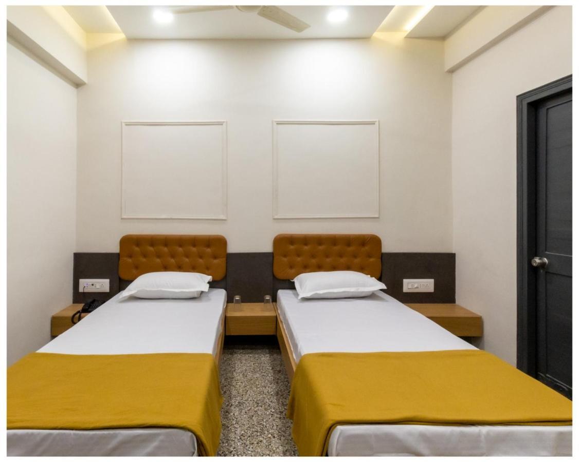 Prince Residency Club House Jāmnagar Dış mekan fotoğraf